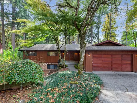 9942 SE Kela Pl, Happy Valley, OR 97086