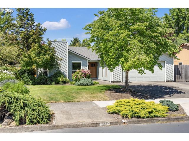937 Willamina Ave, Forest Grove, OR 97116