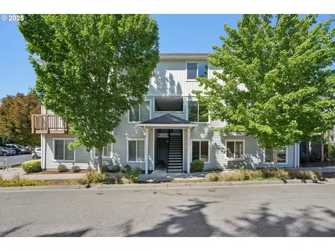217 NE 146th Ave #6, Portland, OR 97230