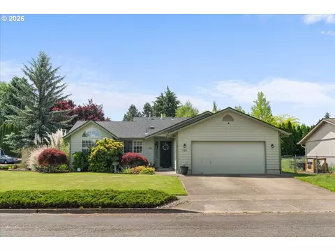 1784 Whitcomb Dr NW, Salem, OR 97304