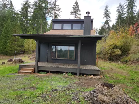 24626 Demming Ridge Rd, Elmira, OR 97437