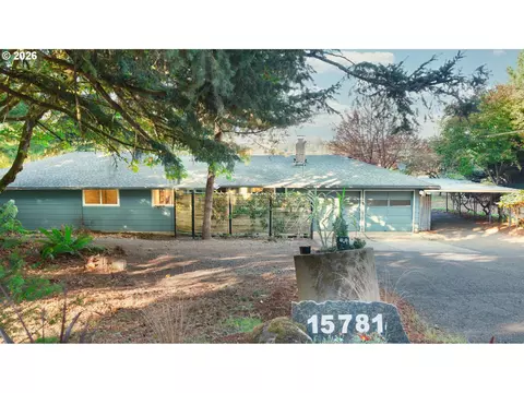 15781 Loder Rd, Oregon City, OR 97045