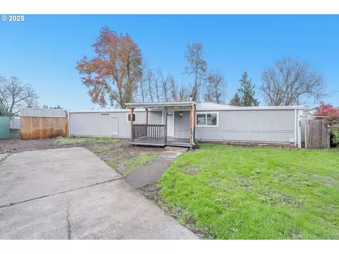 13632 Tilia Ct, Aurora, OR 97002