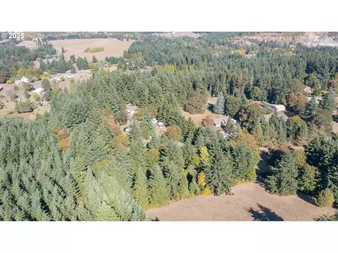37882 Middle Ridge Dr, Lebanon, OR 97355