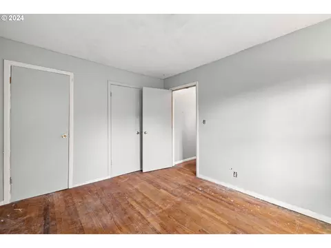 450 SE Hogan Rd, Gresham, OR 97080 photo 16