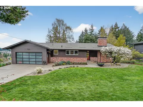 12944 SE Ridgecrest Rd, Happy Valley, OR 97086