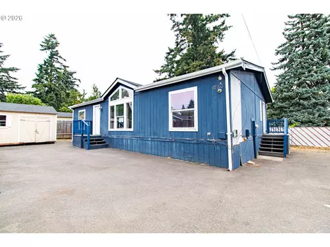 8250 SE 76th Pl, Portland, OR 97206