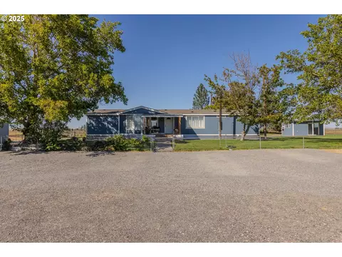 74687 Cain Ln, Irrigon, OR 97844