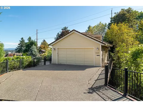 220 S Texas St, Portland, OR 97219