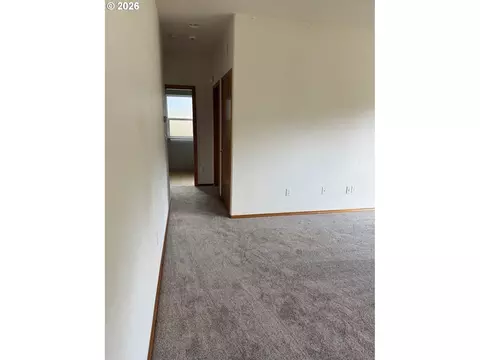 Entry Way - 4040 NW 18th Cir, Camas, WA 98607 photo 1 of 1
