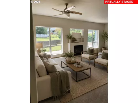 Living - 4040 NW 18th Cir, Camas, WA 98607 photo 3 of 4