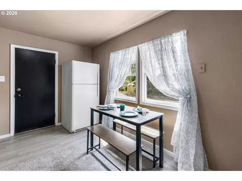 Dining - 43683 Main St, Pendleton, OR 97801 photo 1 of 1