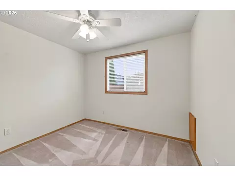 Bedroom - 2319 NW Stanley Ave, Gresham, OR 97030 photo 5 of 7