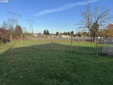 B St, Springfield, OR 97478