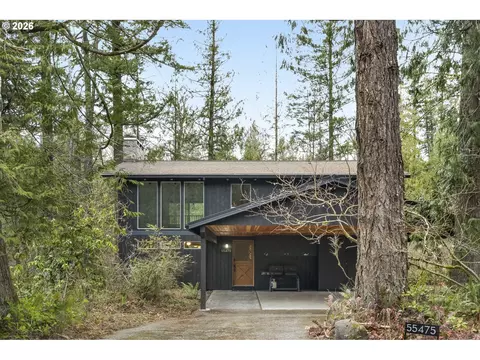 55475 SE White Cap Ln, Sandy, OR 97055