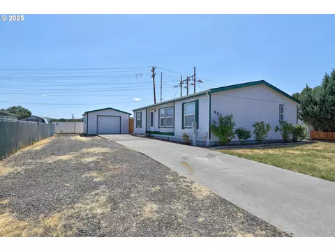 904 Lillian Way, The Dalles, OR 97058