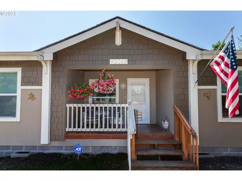92068 Maple Ln, Springfield, OR 97478 photo 1