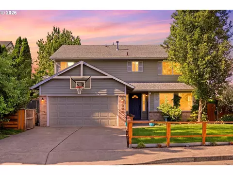 Exterior - 4063 NE 11th Way, Gresham, OR 97030 photo 4 of 8