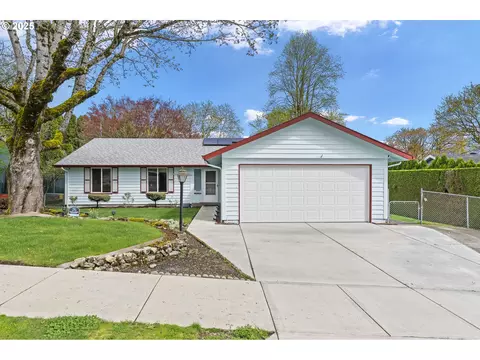 2320 NE Juniper Ave, Gresham, OR 97030