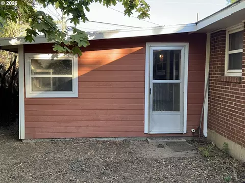 Other - 610 SE Isaac Ave, Pendleton, OR 97801 photo 1 of 7