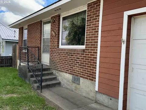 Exterior - 610 SE Isaac Ave, Pendleton, OR 97801 photo 2 of 4