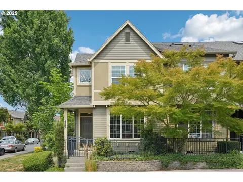 17099 SW Pleasanton Ln, Beaverton, OR 97003
