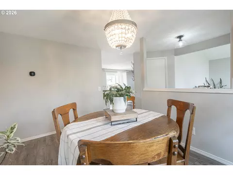 Dining - 849 E 9th Ct, Lafayette, OR 97127 photo 2 of 2