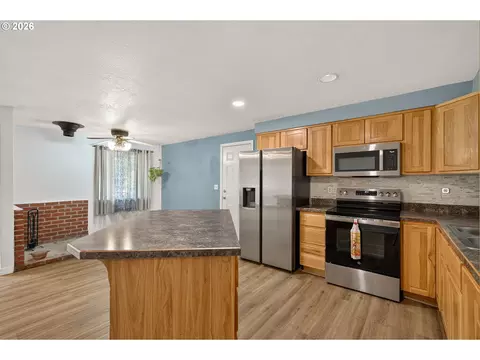440 NE 3rd St, Willamina, OR 97396 photo 14