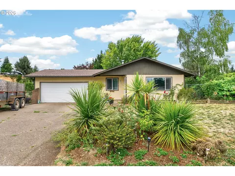 440 NE 3rd St, Willamina, OR 97396 photo 1