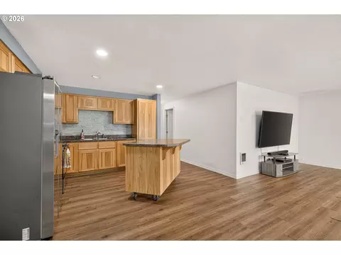440 NE 3rd St, Willamina, OR 97396 photo 12
