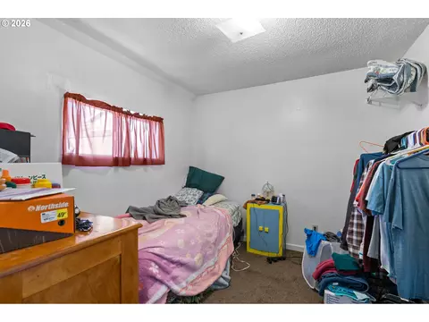 Bedroom - 941 E Gerone St, Echo, OR 97826 photo 1 of 1