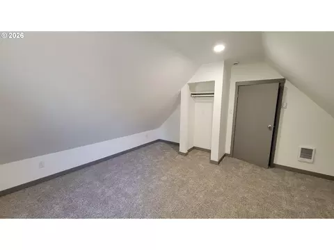 Bedroom - 1445 W 11th Ave, Eugene, OR 97402 photo 6 of 6