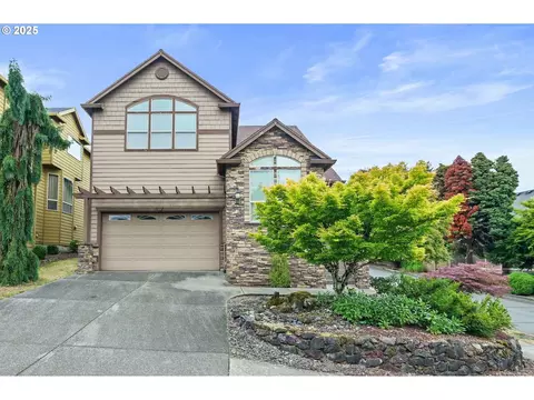 817 W S St, Washougal, WA 98671