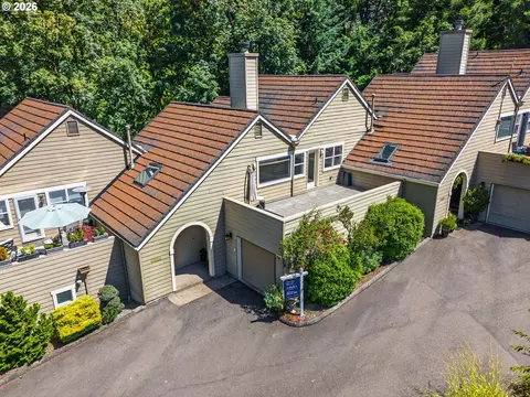 1826 NW Miller Rd, Portland, OR 97229