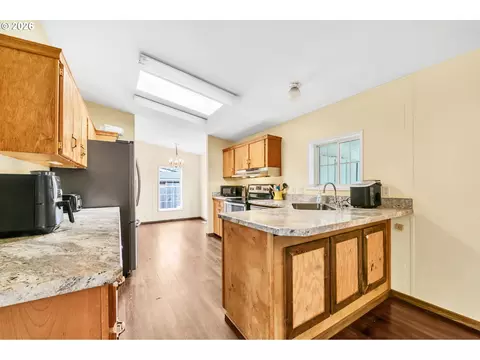 2333 N Terry St #6, Eugene, OR 97402 photo 10