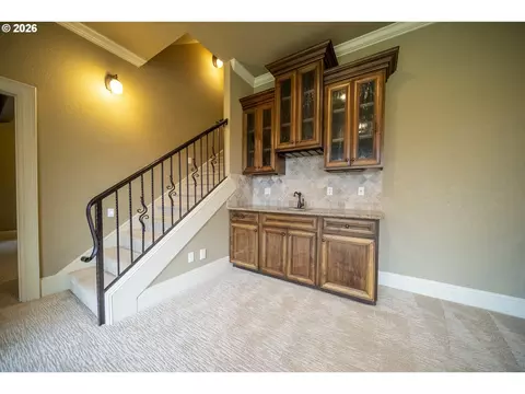 Living - 4640 SE Honors Dr, Gresham, OR 97080 photo 6 of 8
