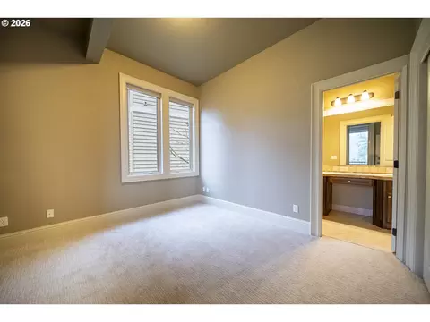 Bedroom - 4640 SE Honors Dr, Gresham, OR 97080 photo 3 of 6