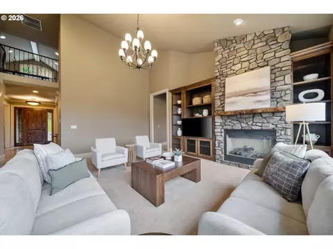 Living - 4640 SE Honors Dr, Gresham, OR 97080 photo 3 of 8