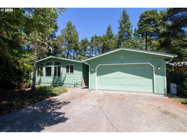 240 Munsel Creek Loop, Florence, OR 97439