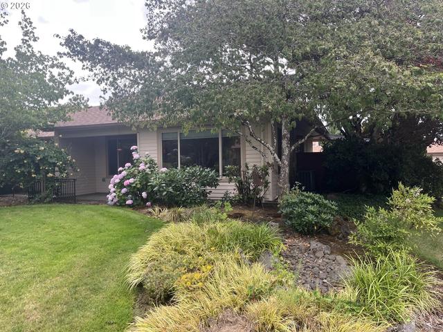 15955 SW Greens Way, Portland, OR 97224