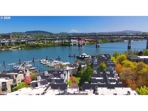 225 S Montgomery St #ES-10, Portland, OR 97201