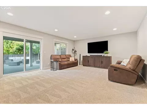 Living - 519 N Eagle St, Newberg, OR 97132 photo 3 of 3