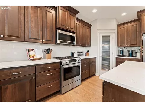 Kitchen - 519 N Eagle St, Newberg, OR 97132 photo 3 of 4