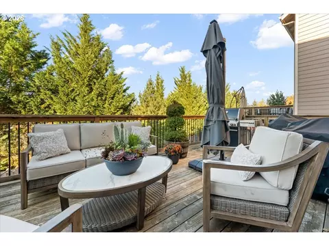 Exterior - 519 N Eagle St, Newberg, OR 97132 photo 5 of 11