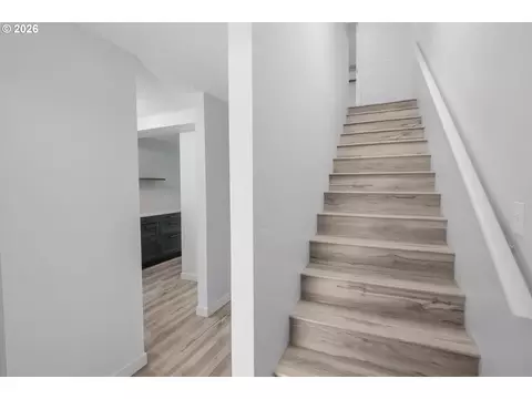 Entry Way - 1704 Minda Dr, Eugene, OR 97401 photo 1 of 2