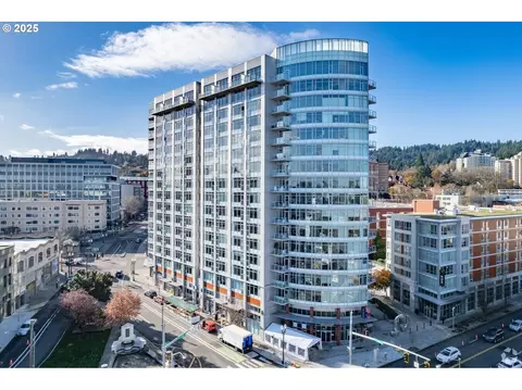 1926 W Burnside St #811, Portland, OR 97209