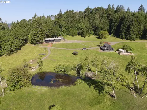 11890 SW Dupee Valley Rd, Mcminnville, OR 97128