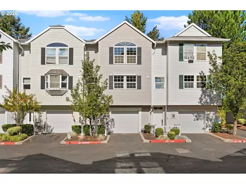 14315 SW Cougar Ridge Dr, Beaverton, OR 97008