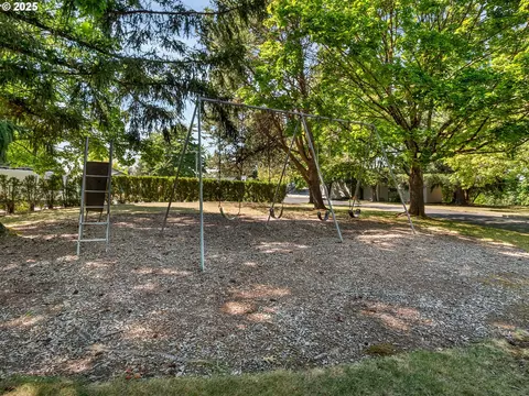 Other - 361 NE Village Squire Ave #4, Gresham, OR 97030 photo 8 of 8