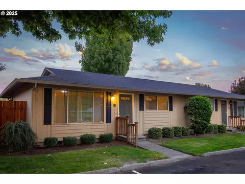 3600 A St #16, Washougal, WA 98671